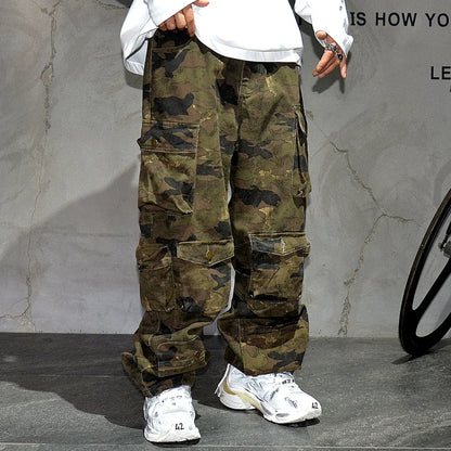 pantalón cargo tipo Baggy estilo militar